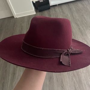 Olive & Pique Wool felt hat